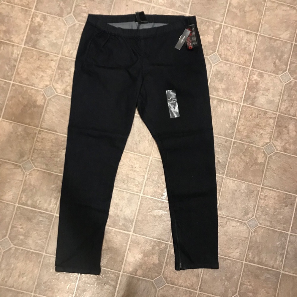 XL Jeggings Dark Wash NEW with tags